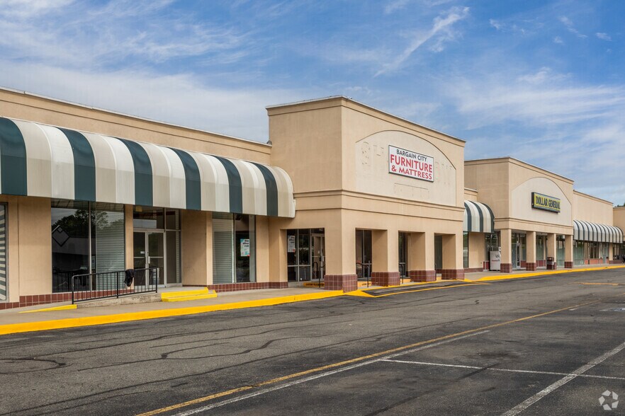 5206-5246 Chamberlayne Rd, Richmond, VA à louer - Photo du bâtiment - Image 2 de 9