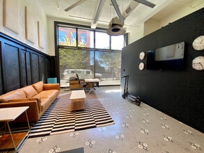 2311-2315 Locust St, Saint Louis, MO for lease Building Photo- Image 2 of 6