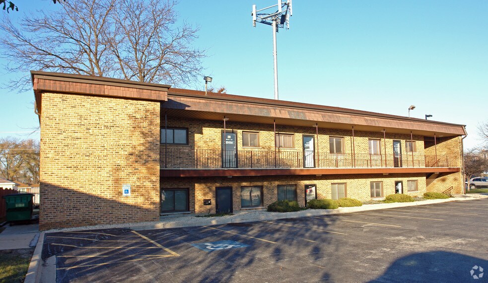 6215 W 79th St, Burbank, IL à louer - Photo du bâtiment - Image 2 de 3