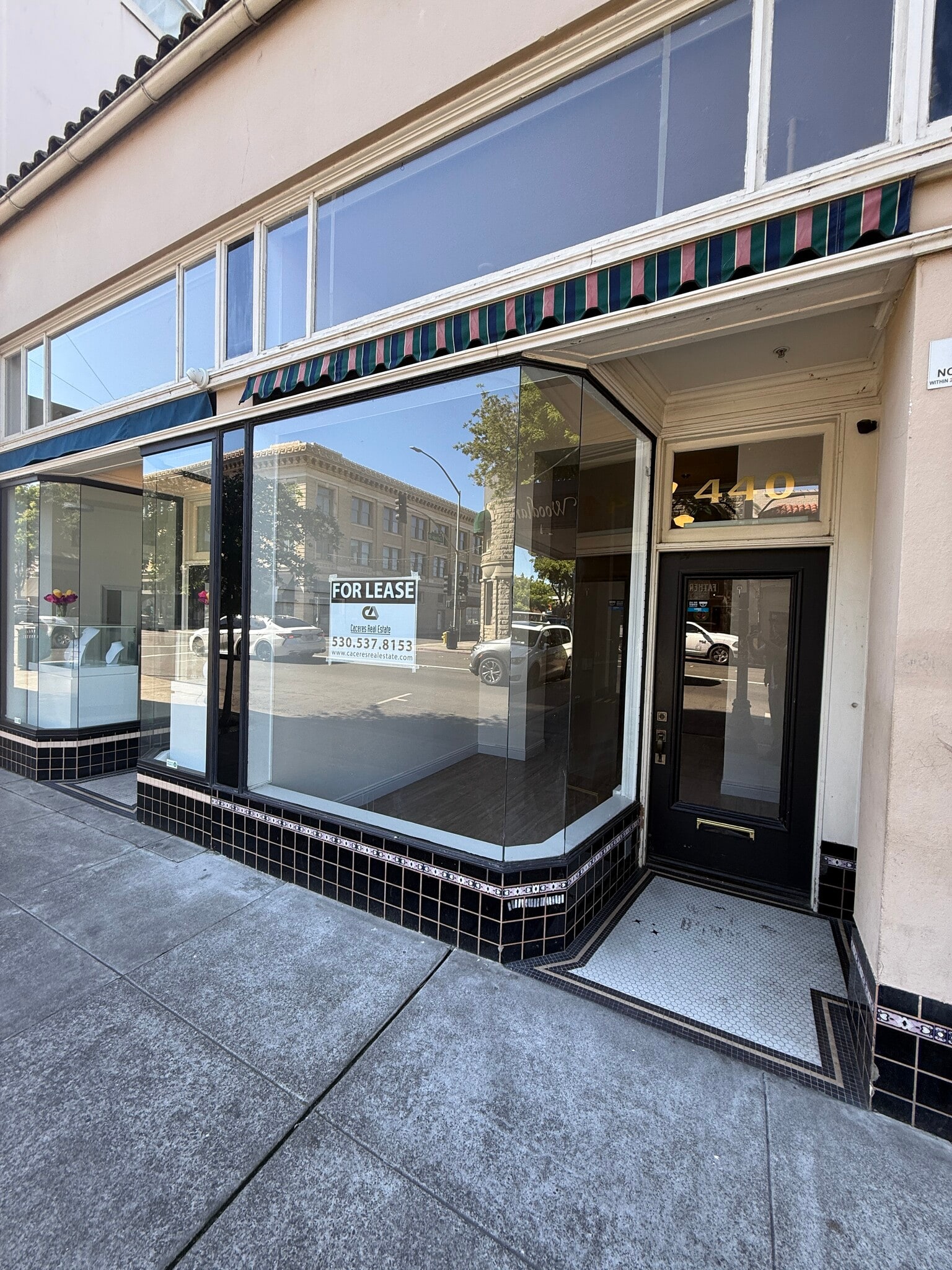 448 College St, Woodland, CA for lease Interior Photo- Image 1 of 8