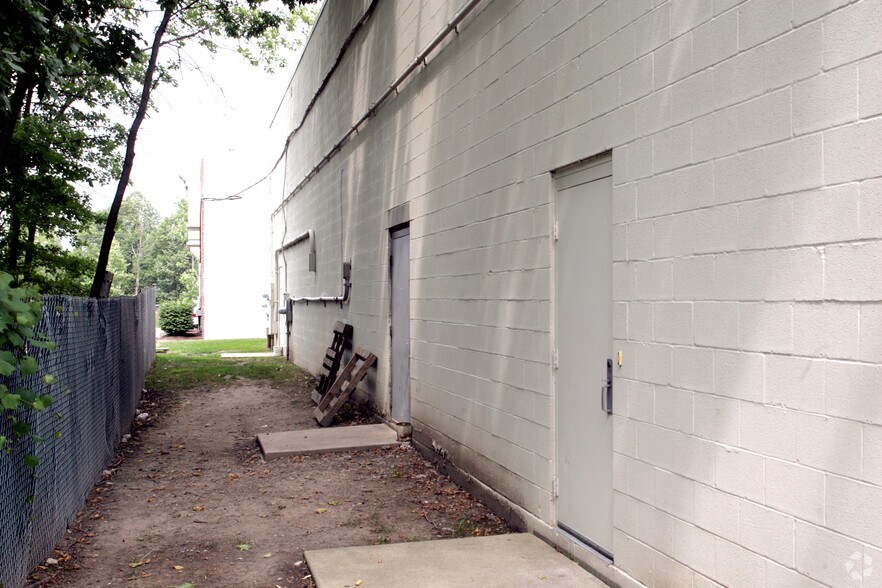 1000-1060 Niagara Falls Blvd, Tonawanda, NY for lease - Other - Image 2 of 9