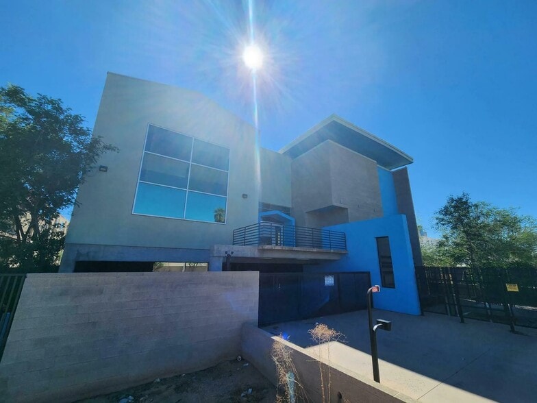 1301 E Almeria Rd, Phoenix, AZ for lease - Building Photo - Image 2 of 14