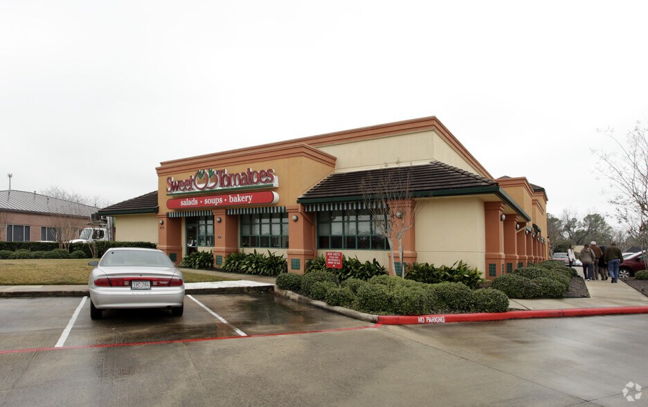 8775 Katy Fwy, Houston, TX à vendre - Photo du bâtiment - Image 1 de 3
