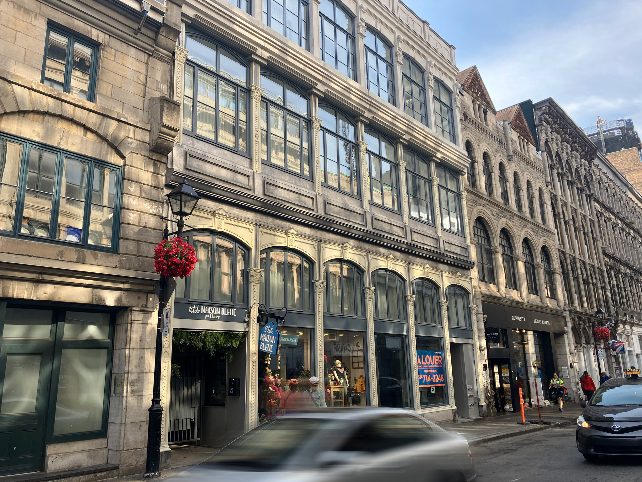 22-26 Rue Notre-Dame O, Montréal, QC for lease Building Photo- Image 1 of 5