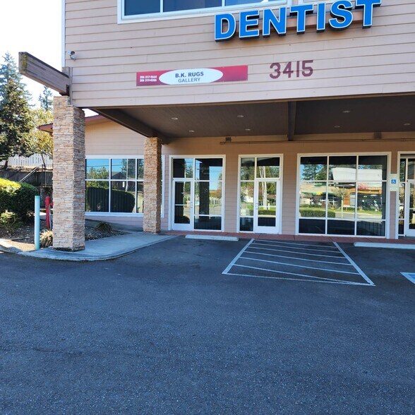 3415 Auburn Way S, Auburn, WA à louer - Photo du bâtiment - Image 2 de 9