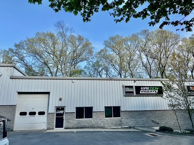 160 S Turnpike Rd, Wallingford, CT à louer - Photo du bâtiment - Image 3 de 65