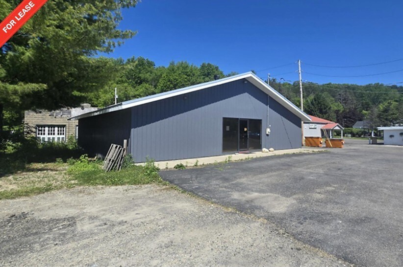 7450 Seneca Rd N, Hornell, NY à louer Photo du bâtiment- Image 1 de 3