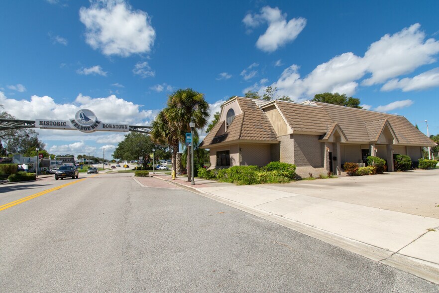300 E New Haven Ave, Melbourne, FL à vendre - Photo du bâtiment - Image 1 de 63