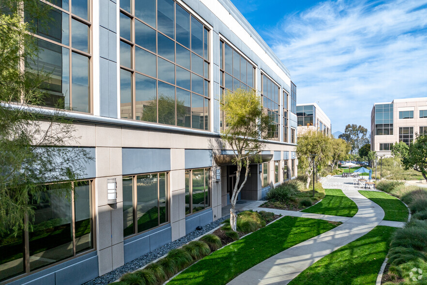 5 Polaris Way, Aliso Viejo, CA for sale - Building Photo - Image 3 of 9