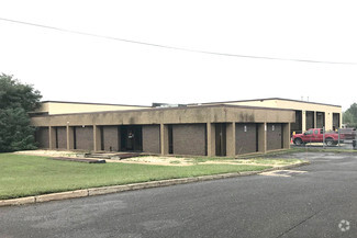 More details for 11 Edgeboro Rd, East Brunswick, NJ - Industrial for Lease