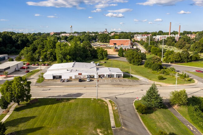 More details for 656 W Main St, Rock Hill, SC - Industrial for Sale