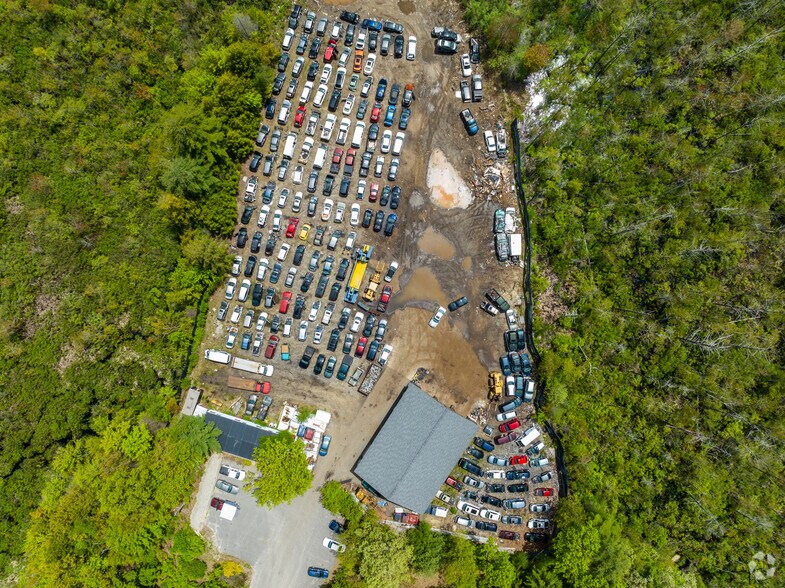 55 Hall Rd, Londonderry, NH à vendre - Photo du bâtiment - Image 1 de 17