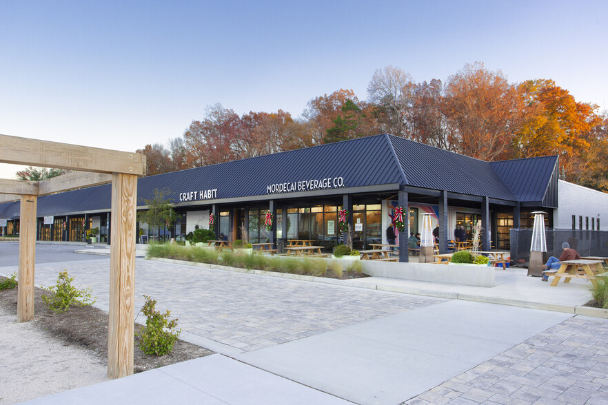 2409-2431 Crabtree Blvd, Raleigh, NC for lease - Building Photo - Image 3 of 4