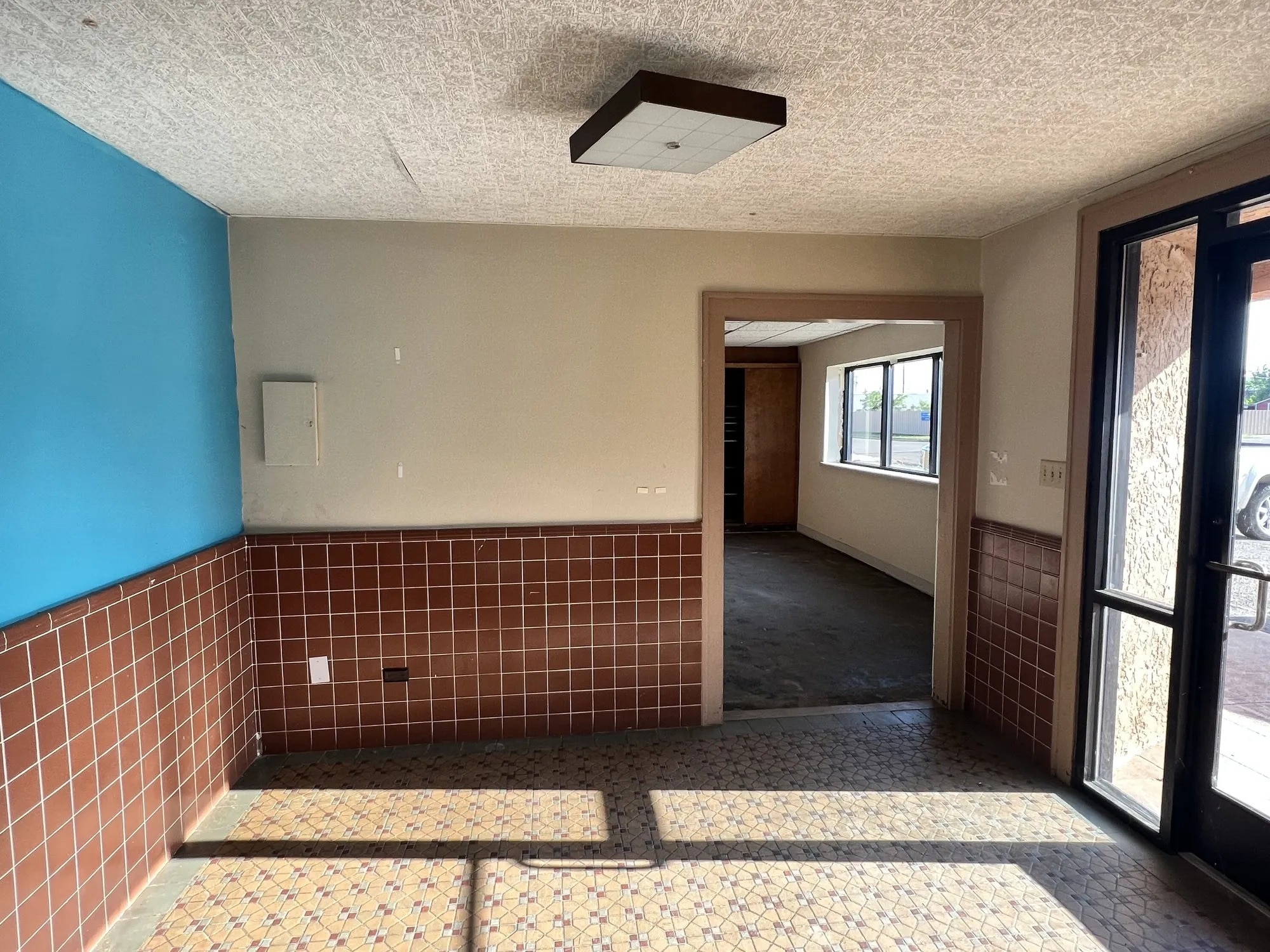 1109 Walnut St, Abilene, TX for sale Interior Photo- Image 1 of 18