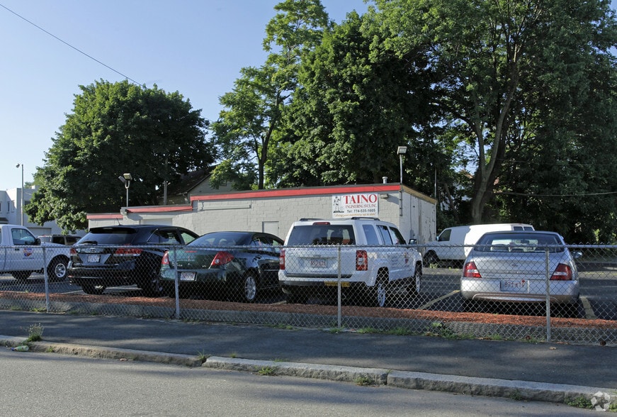7 Lamartine St, Worcester, MA for sale - Building Photo - Image 2 of 2