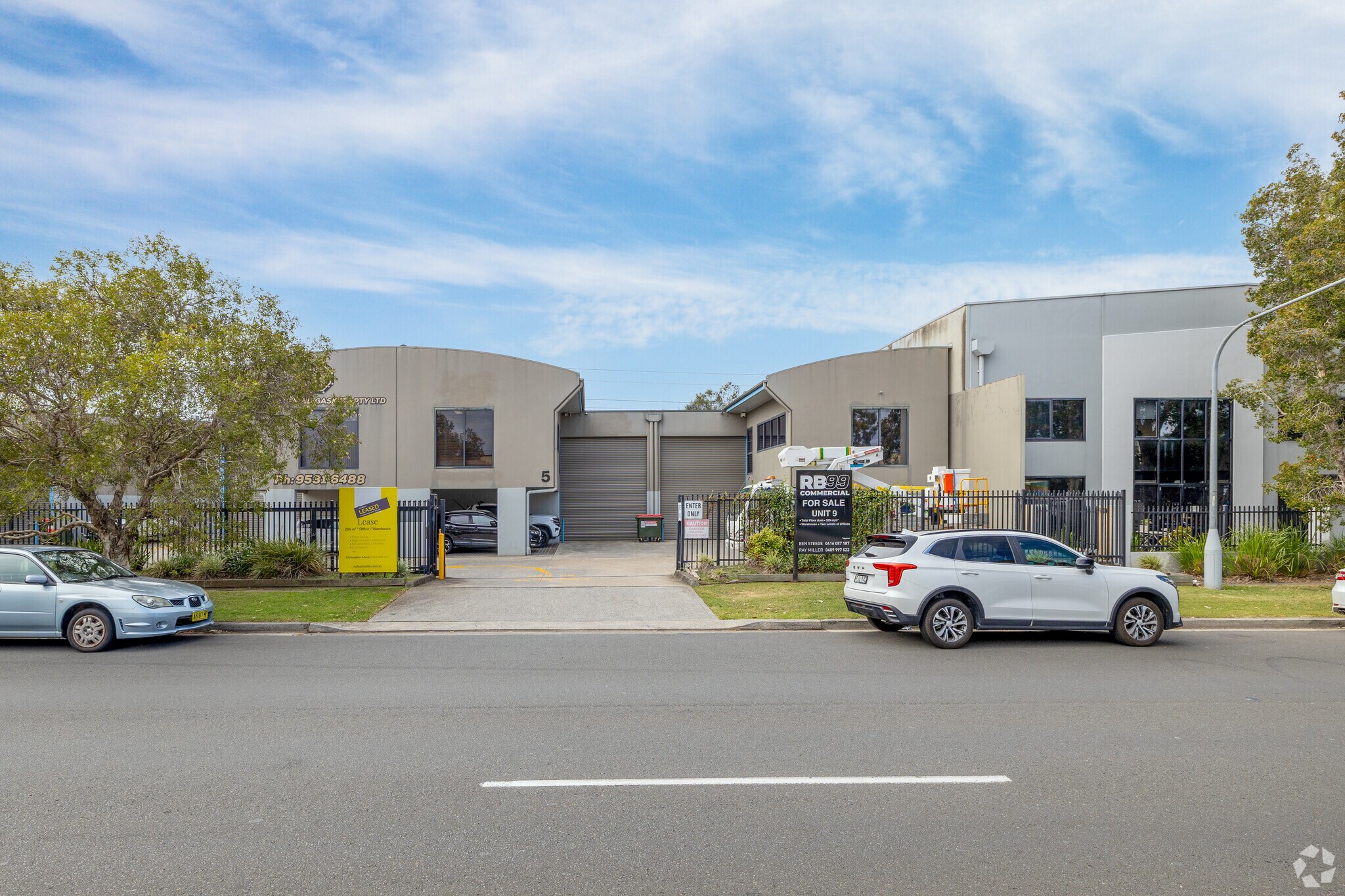 16-18 Northumberland Rd, Caringbah for sale Primary Photo- Image 1 of 5