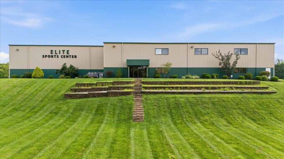 2000 1st Ave, Parkersburg, WV à vendre - Photo du bâtiment - Image 2 de 14