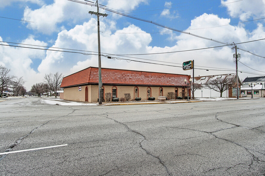 603 Ridge Rd, Munster, IN for sale - Building Photo - Image 1 of 1