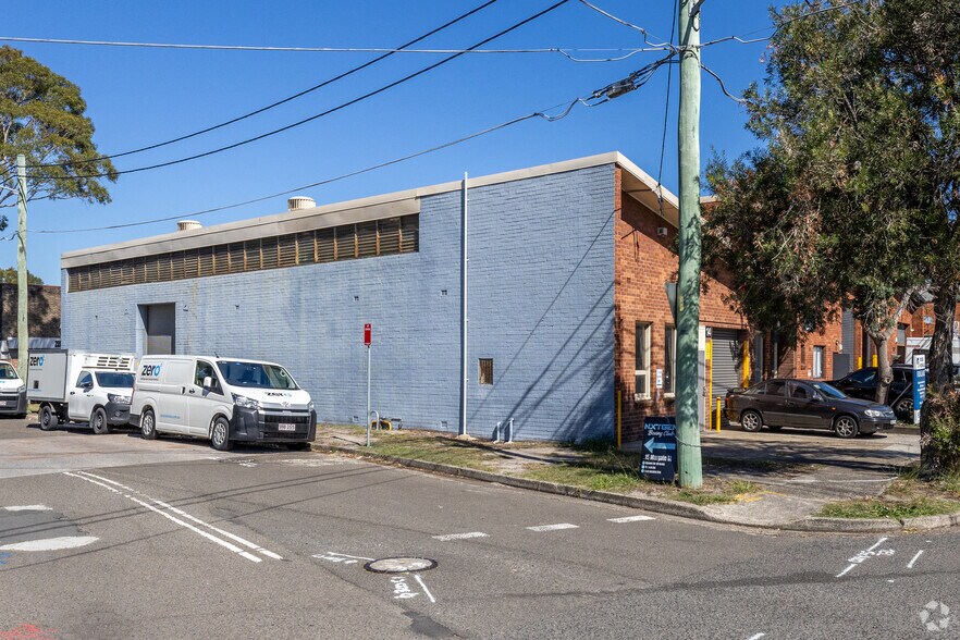 14 Tenterden Rd, Botany à louer - Photo du bâtiment - Image 3 de 4