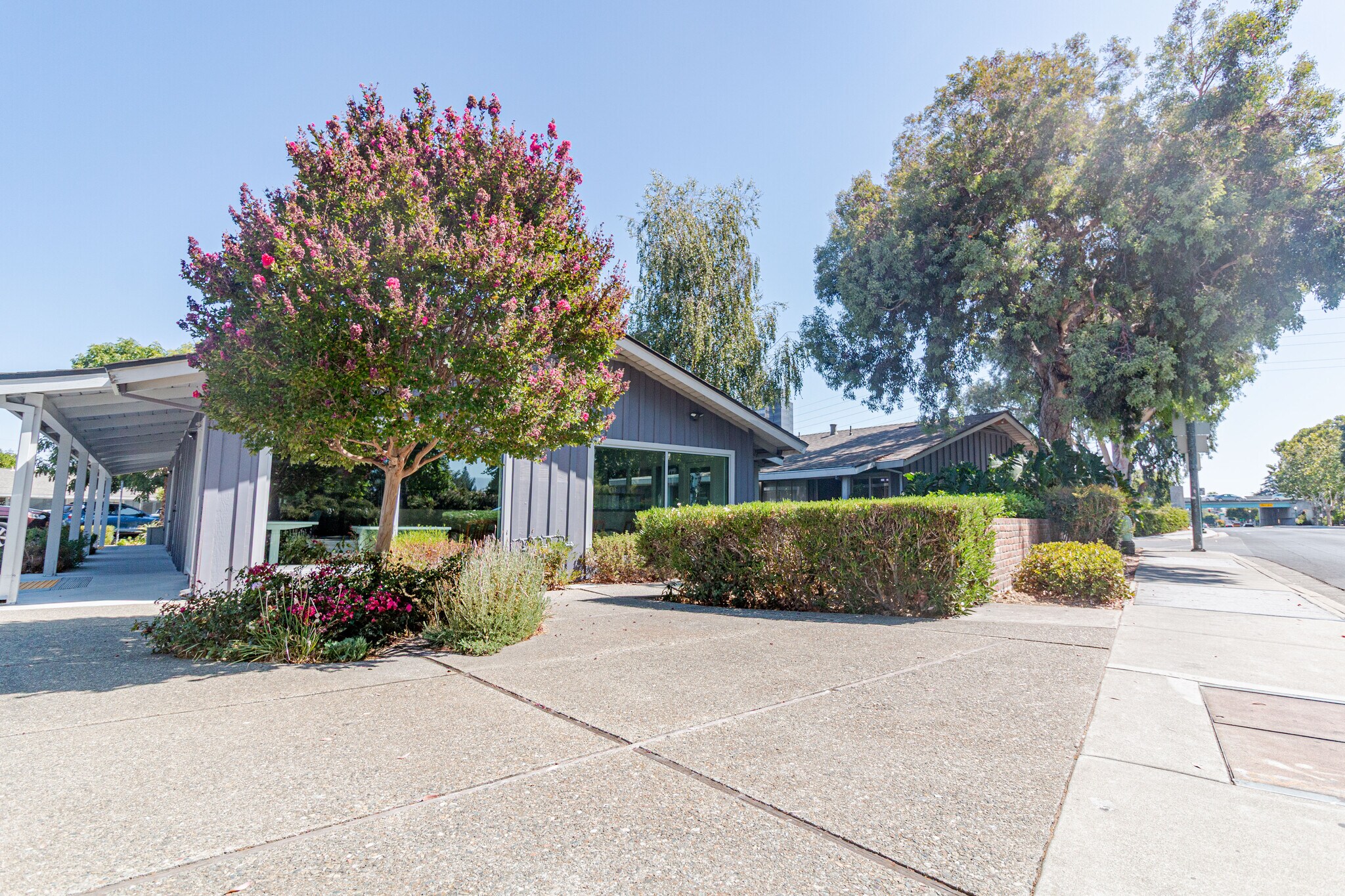 621 E Campbell Ave, Campbell, CA à louer Photo principale- Image 1 de 17