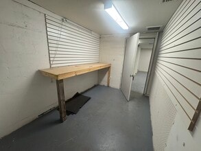 208 4th St, Fort Myers, FL for lease Interior Photo- Image 1 of 5