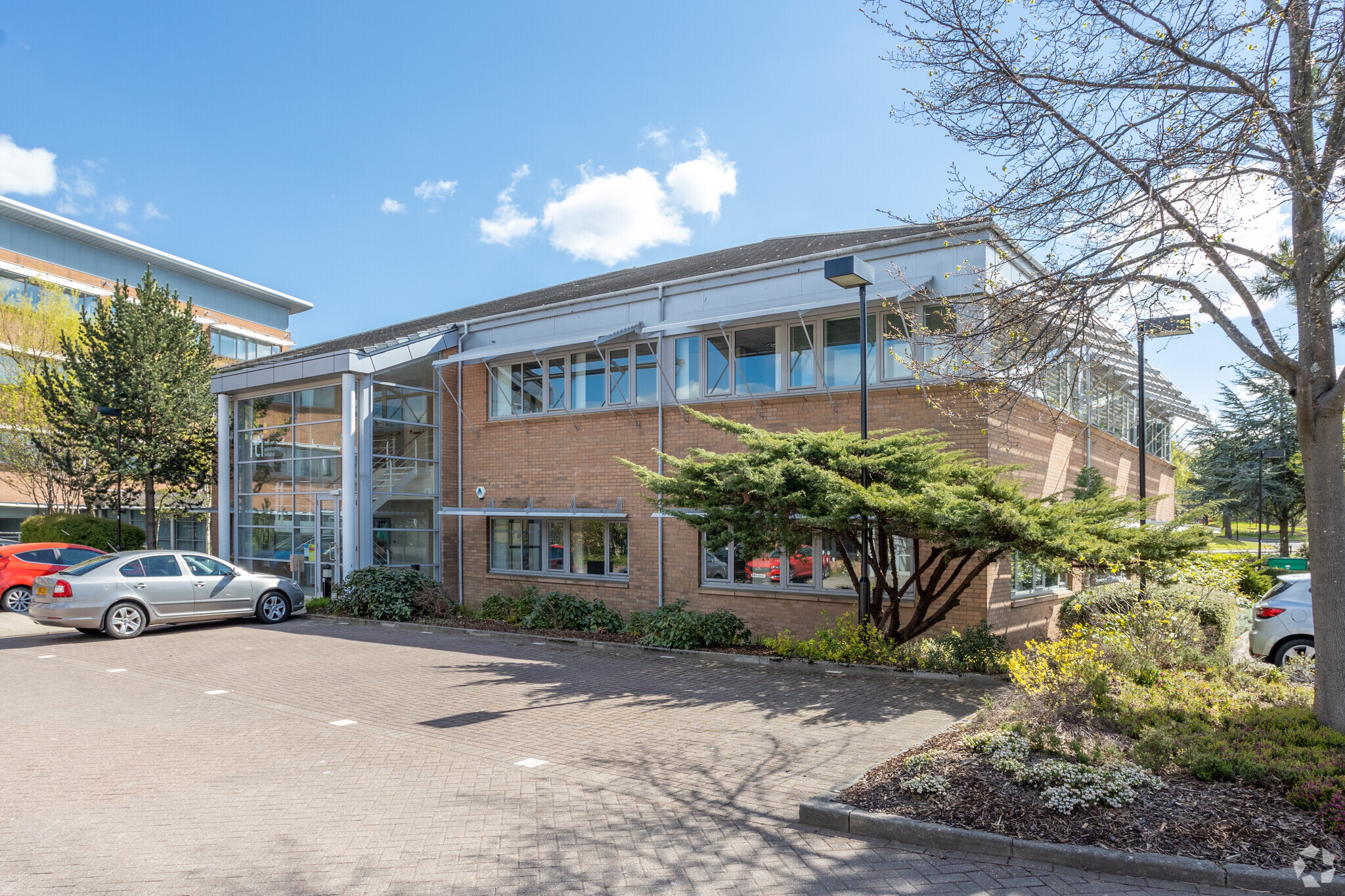 1 Lark Way, Bellshill for sale Primary Photo- Image 1 of 8