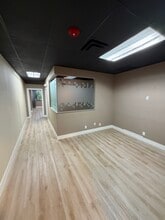 7910 NW 25th St, Doral, FL for lease Interior Photo- Image 1 of 6