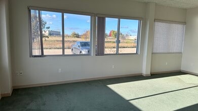 3051 Progress Way, Kaukauna, WI for lease Interior Photo- Image 1 of 6