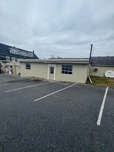 9090 Frederick Rd, Ellicott City, MD for lease Building Photo- Image 1 of 4