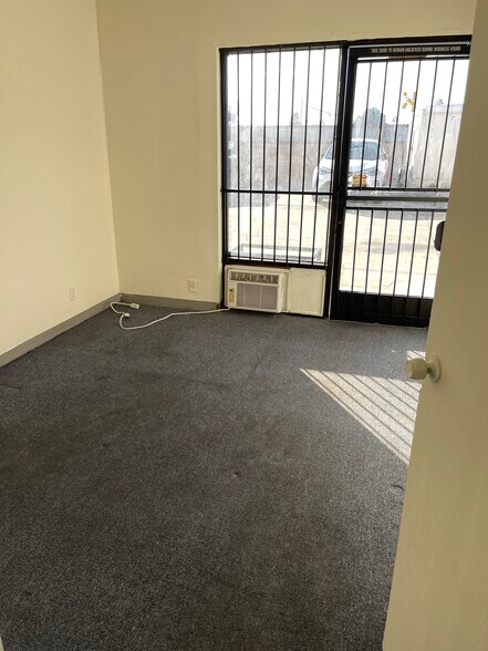 10920-10928 Grand Ave, Temple City, CA à louer - Photo du bâtiment - Image 2 de 5