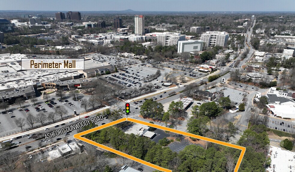 84 Perimeter Ctr E, Atlanta, GA for sale - Aerial - Image 3 of 3