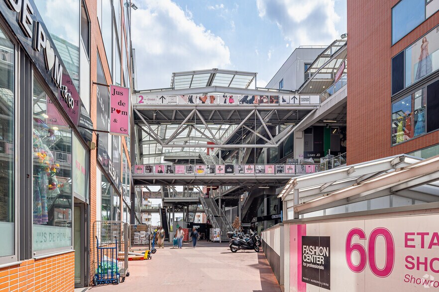 70 Avenue Victor Hugo, Aubervilliers for lease - Building Photo - Image 3 of 5