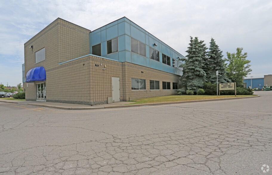 2815 14th Ave, Markham, ON à vendre - Photo principale - Image 1 de 1