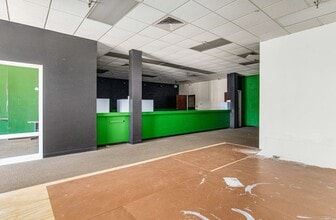 5428-5444 Dogwood Dr, Milton, FL for sale Interior Photo- Image 2 of 4