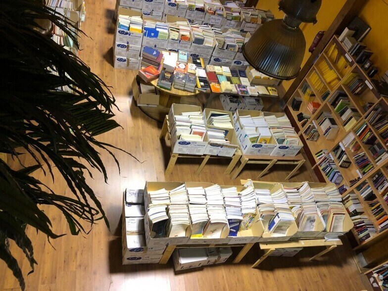 Industriel dans Arroyomolinos, Madrid à vendre - Photo du bâtiment - Image 3 de 17