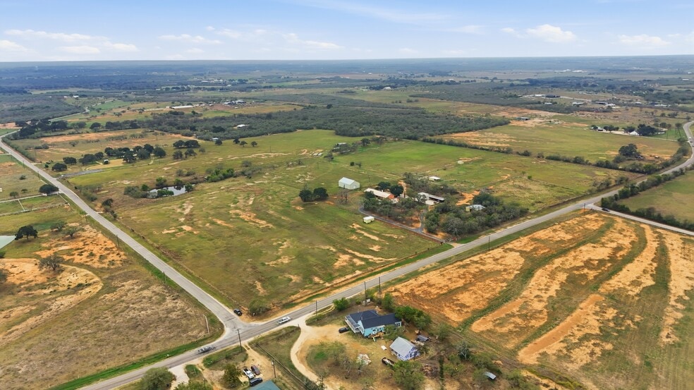 1211 Leissner School Rd, Seguin, TX for sale - Aerial - Image 1 of 37