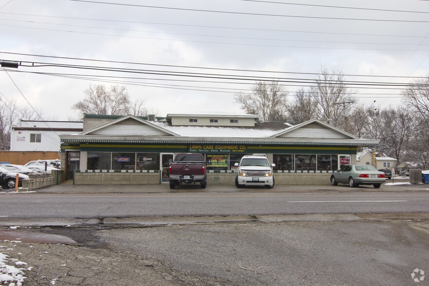 8603-8607 Manchester Rd, Saint Louis, MO for lease - Building Photo - Image 2 of 5