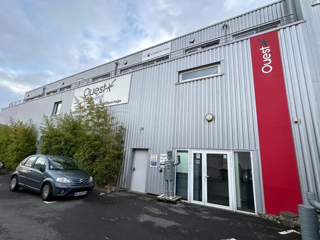 Industrial in Nanterre for lease Building Photo- Image 1 of 10