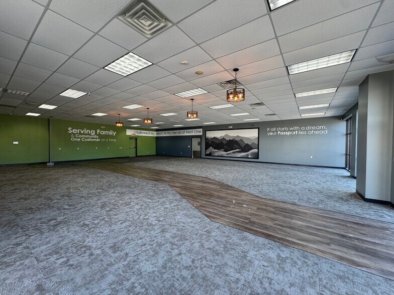 407 E Pawnee St, Wichita, KS à louer - Photo du bâtiment - Image 3 de 4