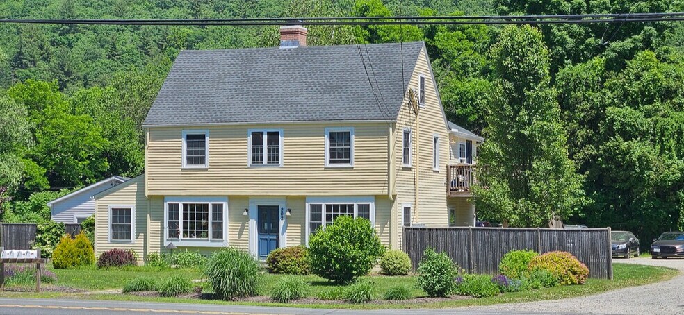 202 Main St, New Hartford, CT for sale - Building Photo - Image 1 of 1