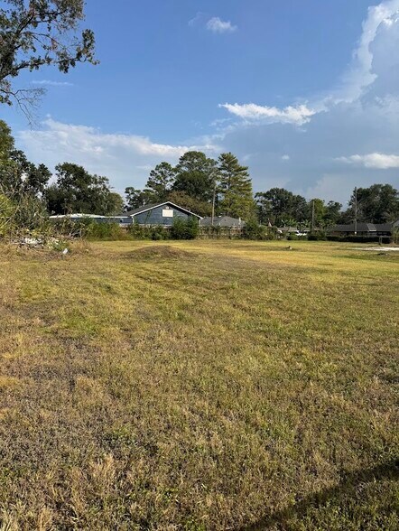 4605 Brookwoods Dr, Houston, TX à vendre - Photo du bâtiment - Image 2 de 7