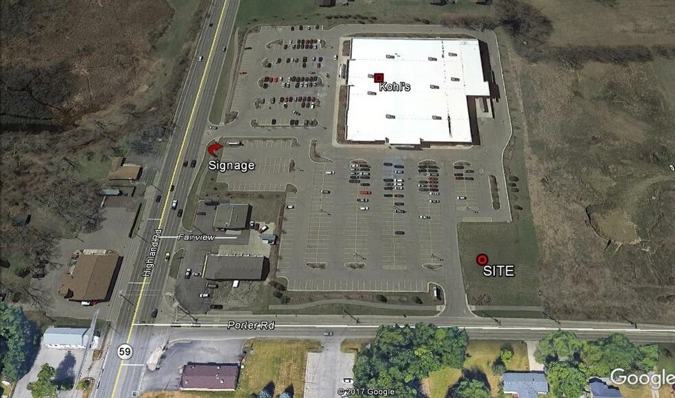 7395 Highland Rd, White Lake, MI for sale - Building Photo - Image 1 of 2