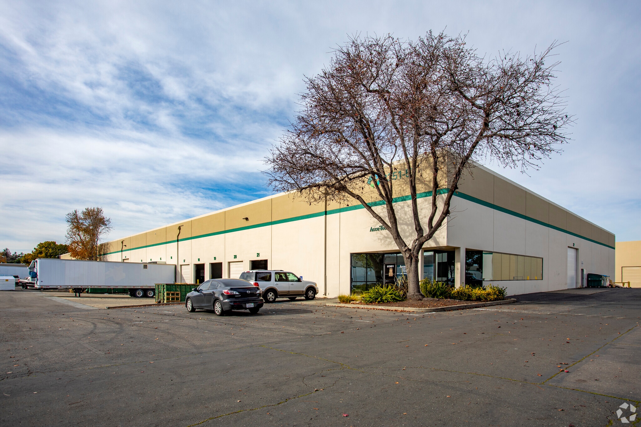 2351-2357 Lincoln Ave, Hayward, CA for lease Primary Photo- Image 1 of 5