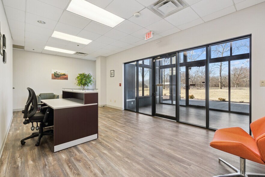 2068 303rd Ave, Fort Madison, IA à louer - Photo du bâtiment - Image 2 de 12