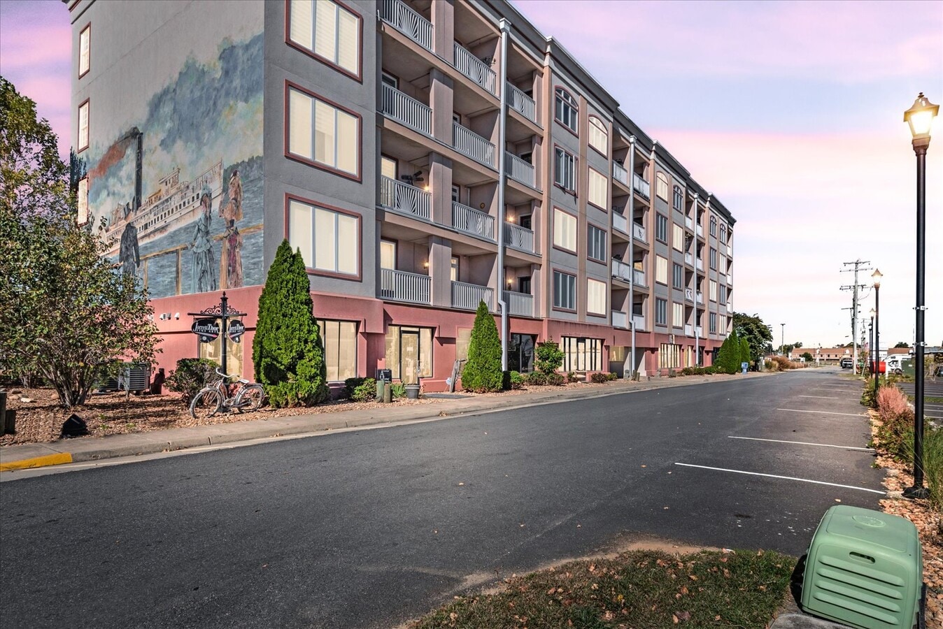 100 Taylor St, Colonial Beach, VA 22443 - Unité 101/102 -  - Photo intérieure - Image 1 of 56