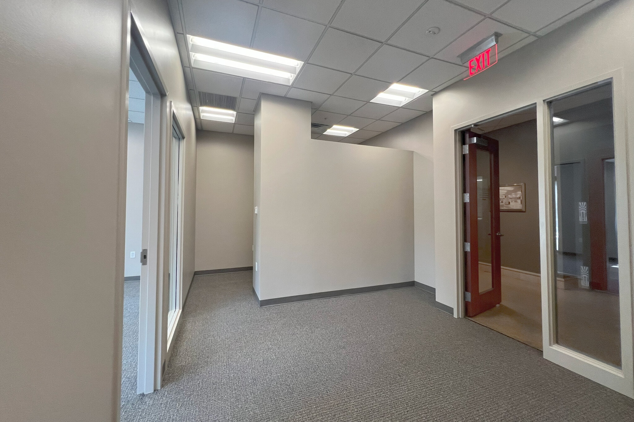 535 Washington St, Buffalo, NY for lease Interior Photo- Image 1 of 6