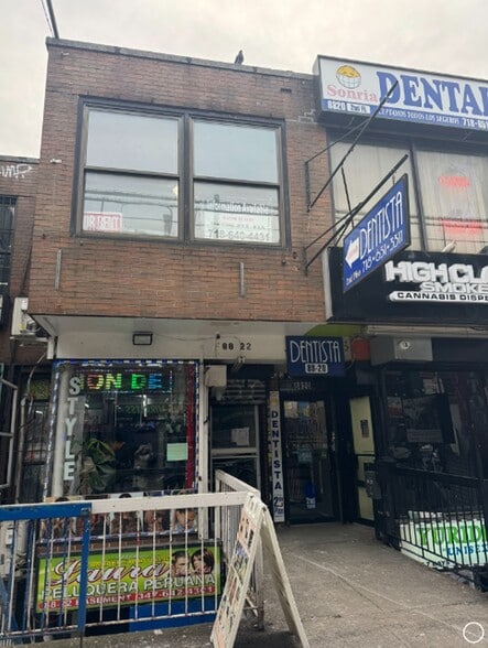 8822 Roosevelt Ave Retail Medical Office portfolio of 1 properties for sale on LoopNet.ca - Building Photo - Image 3 of 10
