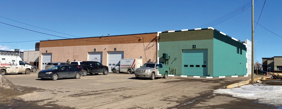 11402-11408 100 St, Grande Prairie, AB for lease - Building Photo - Image 3 of 9