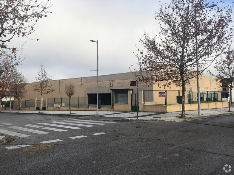 Retail in Navalcarnero, Madrid for lease - Building Photo - Image 1 of 7