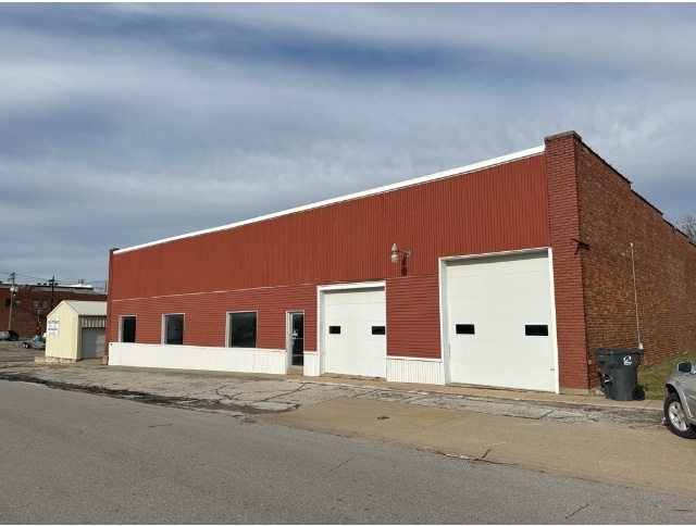 211 E Harrison St, Kirksville, MO for sale Primary Photo- Image 1 of 14